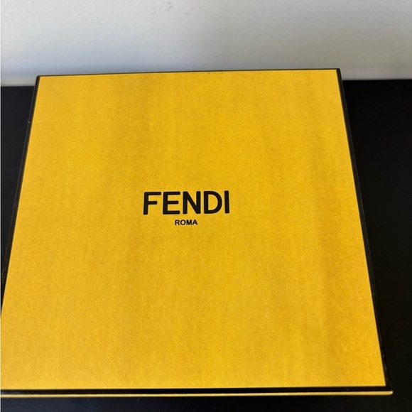 Fendi Yellow Necklace/ Jewelry Box - Picture 2 of 7